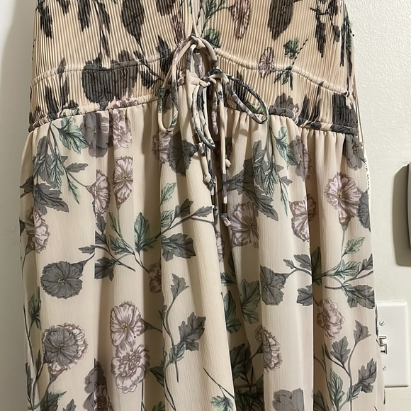 Dex Floral Maxi Dress Empire Waist - Picture 3 of 7